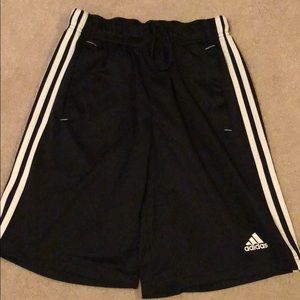 Women’s basketball shorts